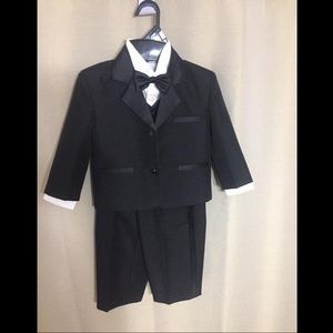 Black 3 Piece Ring Bearer Suit - Size 2T